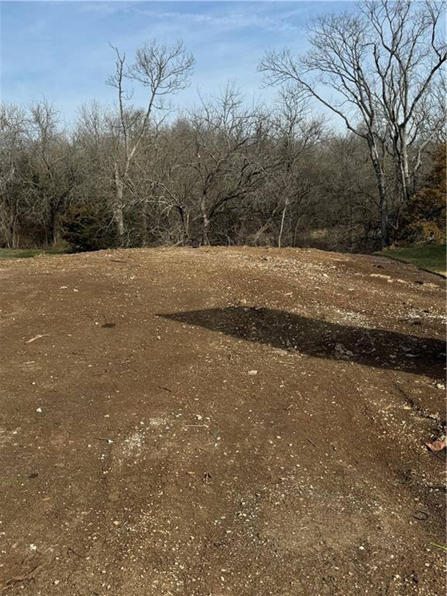 907 Redbud Dr, Paola, KS 66071