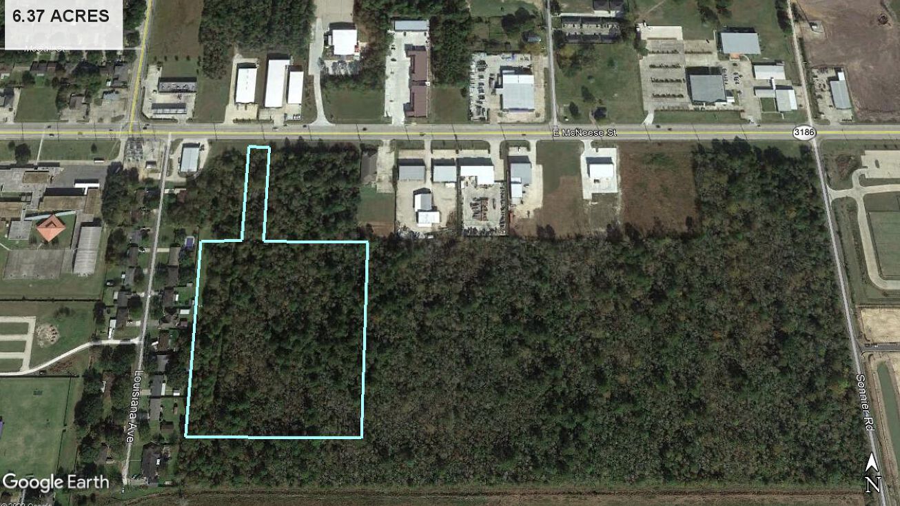 E McNeese St, Lake Charles, LA 70605