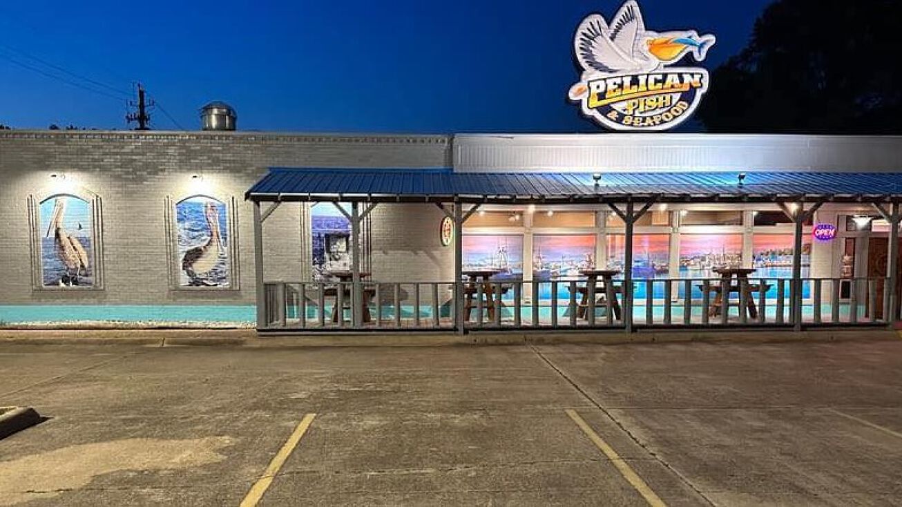 Pictures of Retail property located at 2415 Arkansas Blvd, Texarkana, AR 71854 for sales - image #1