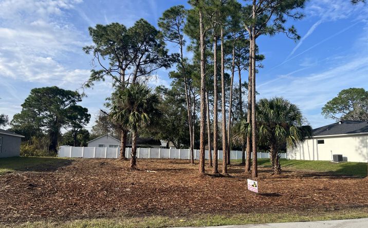 Pictures of Land property located at 1141 Tiger Street SE, Palm Bay, FL 32909 for sales - image #1