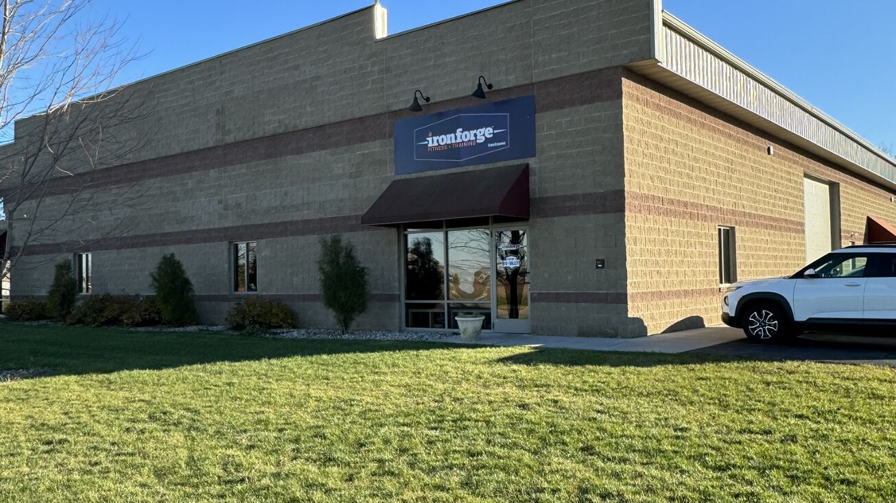 W5037 Amy Ave, Kaukauna, WI 54130