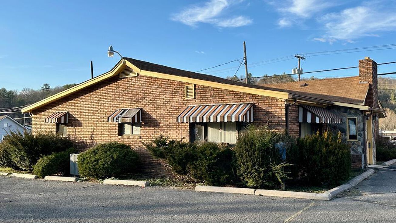 856 Ritter Drive, Beaver, WV 25813 | Crexi.com