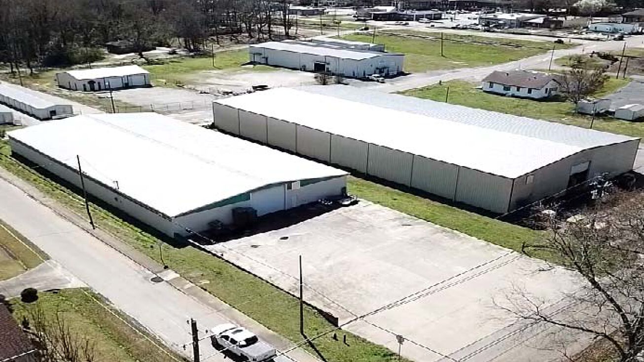 225 Tony Jones St, Royston, GA 30662