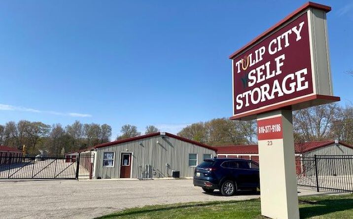 Pictures of Self Storage property located at 23 James St, Holland, MI 49424, 1991 Lincoln Rd, Holland, MI 49423 for sales - image #1
