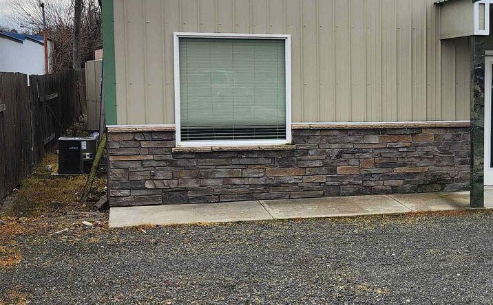 Pictures of Industrial property located at 1337 Bridge St, Clarkston, WA 99403 for sales - image #1
