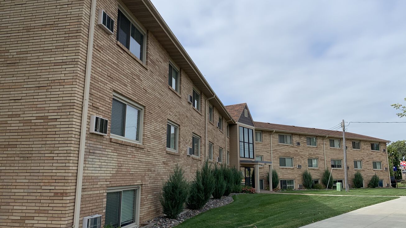 434-blake-rd-n-hopkins-mn-55343-crexi