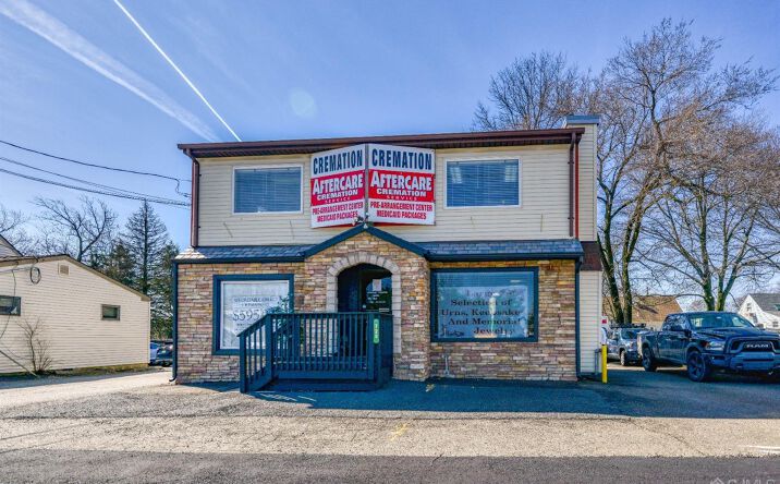 Pictures of Office property located at 729 State Route 18, East Brunswick, NJ 08816 for sales - image #1