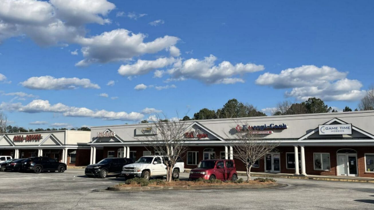 3909 Pepperell Pkwy, Opelika, AL 36801