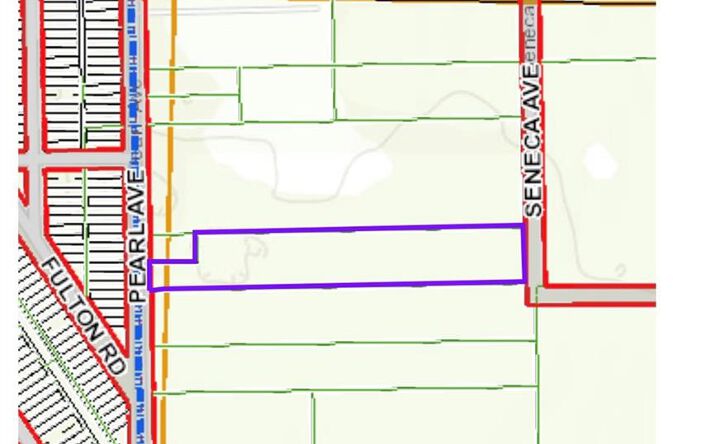 Pictures of Land property located at Pearl Ave, Lorain, OH 44055 for sales - image #1