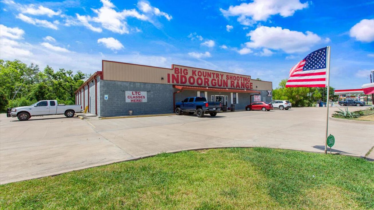 2100 FM 2004, Richwood, TX 77531