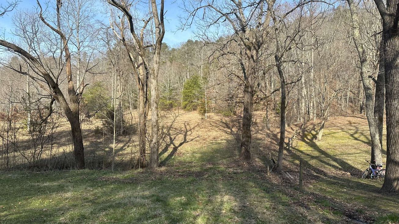 901 Dry Hollow Rd, Knoxville, TN 37920