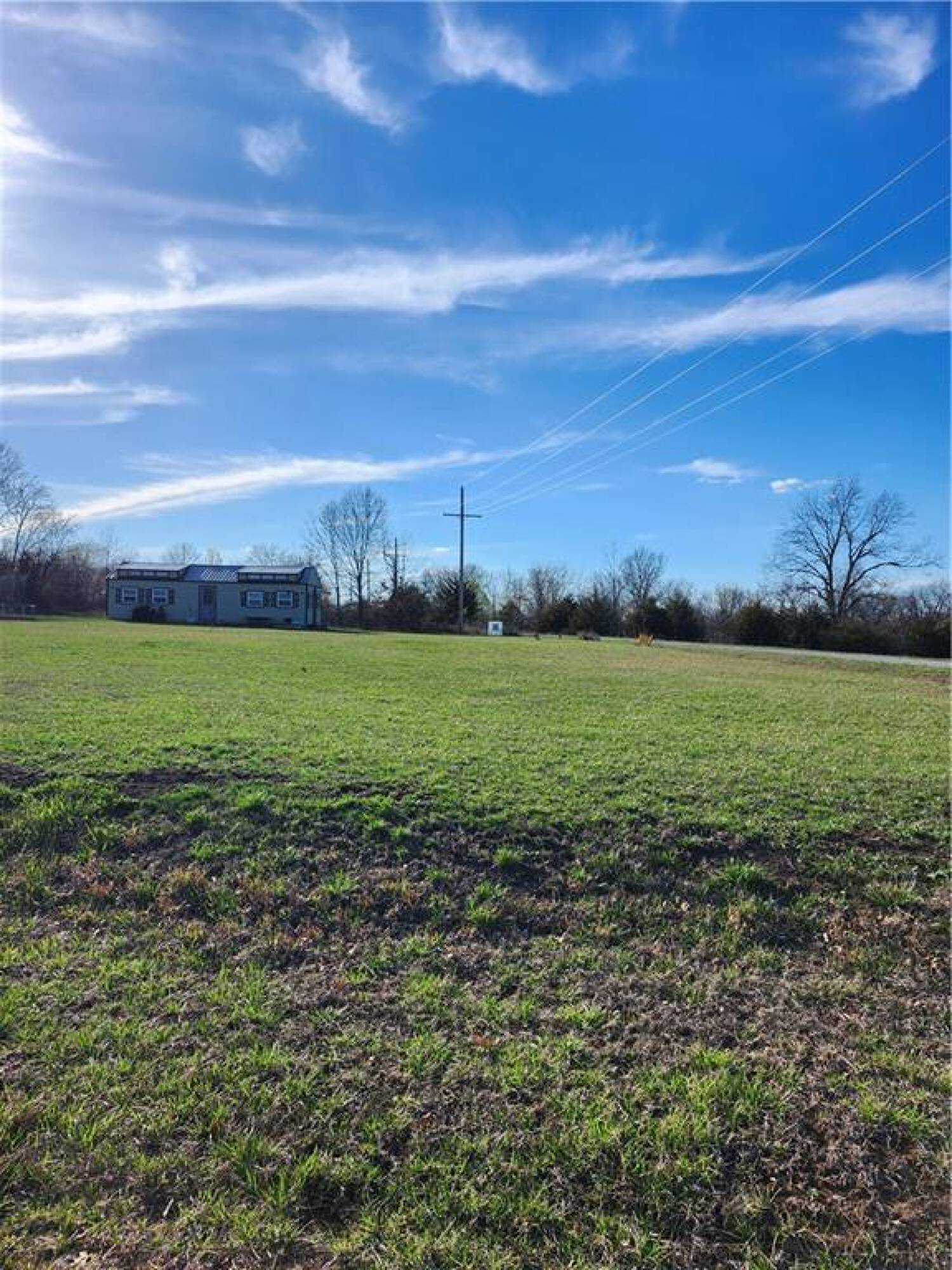 2 Maple Dr, Linn Valley, KS 66040