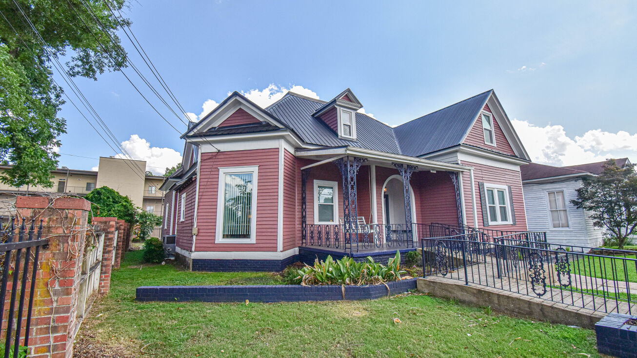2711 6th St, Tuscaloosa, AL 35401