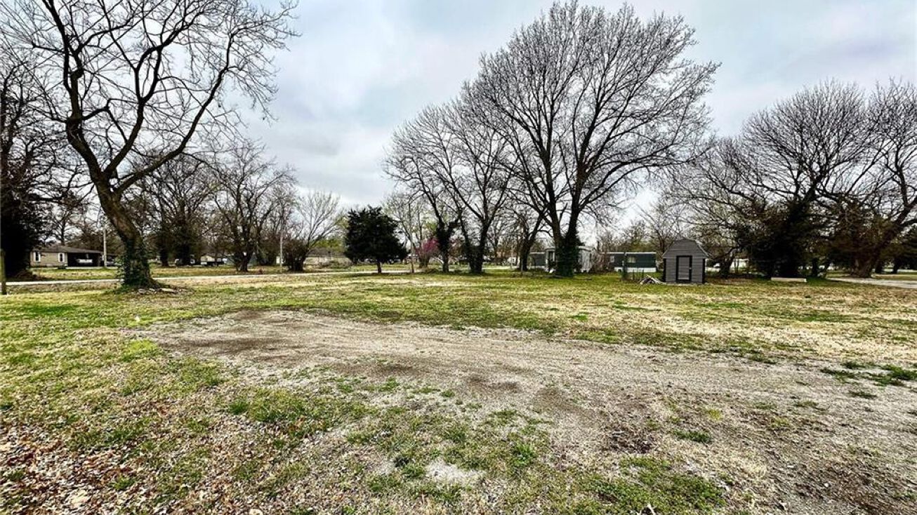 601 W Pine Street, Weir, KS 66781