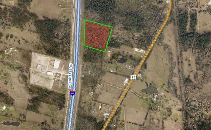 Pictures of Land property located at Interstate 45 N, Willis, TX 77318 for sales - image #1