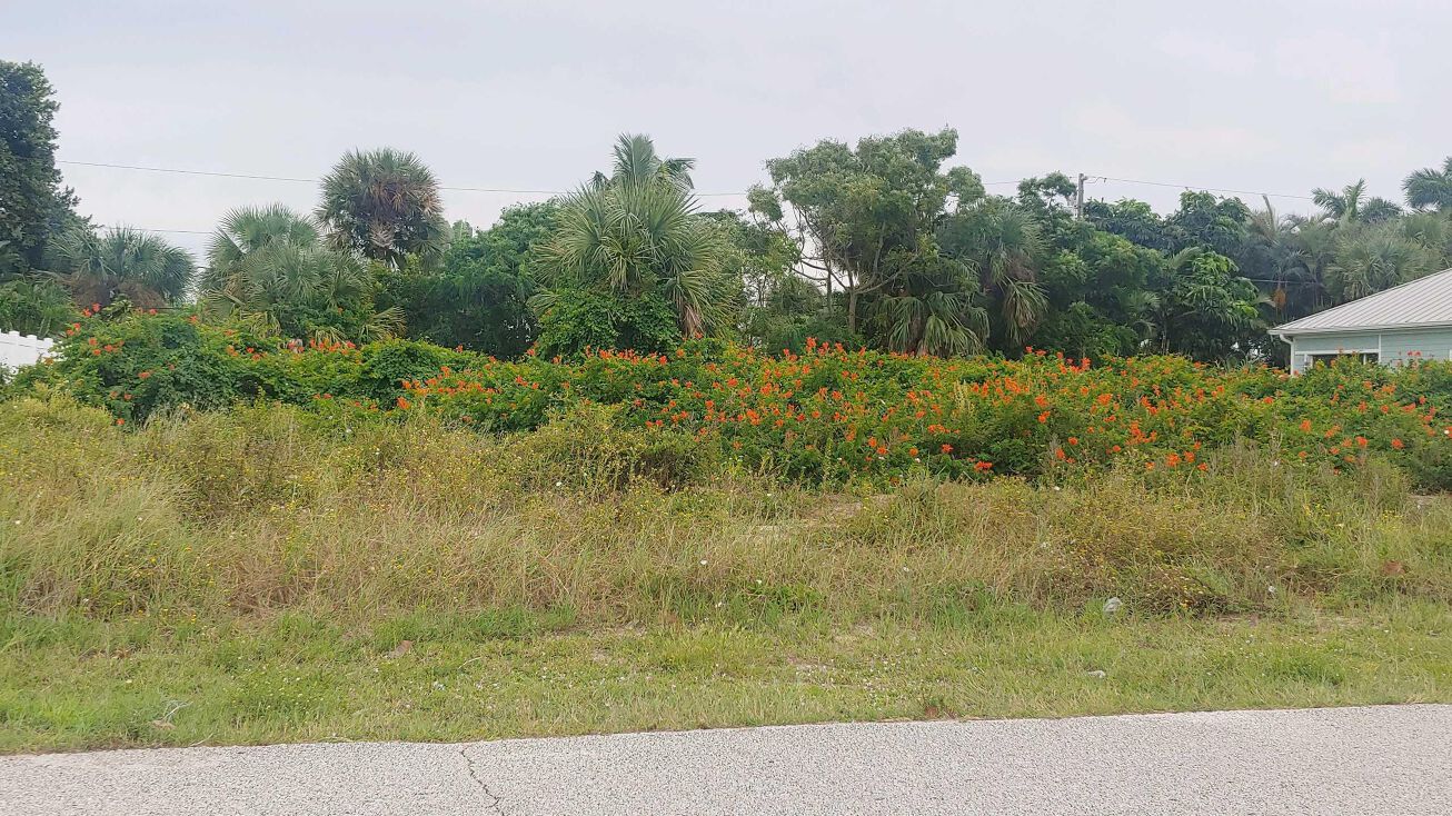 125 Wayne Avenue, Indialantic, FL 32903