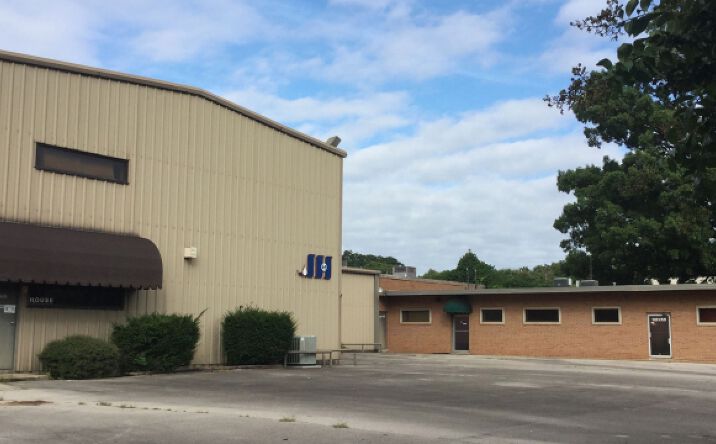 Pictures of Industrial property located at 16 49th Street North, Birmingham, AL 35222 for comps - image #1