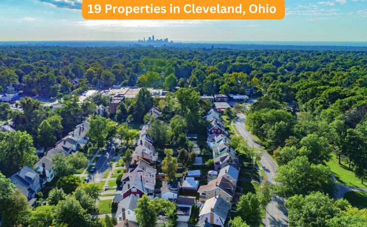 Pictures of Multifamily property located at E 154th St, Cleveland, OH 44120 for comps - image #1