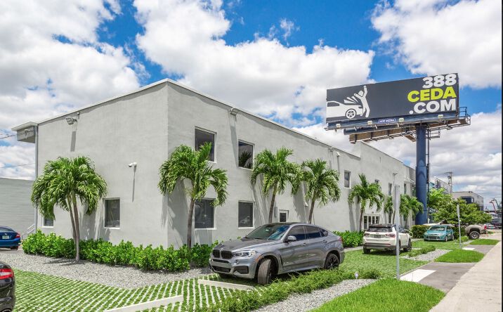 Pictures of Office property located at 5300 NW 77th Ct, Doral, FL 33166 for sales - image #1