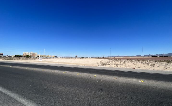 Pictures of Land property located at 10410 Dean Martin Dr, Las Vegas, NV 89141 for sales - image #1