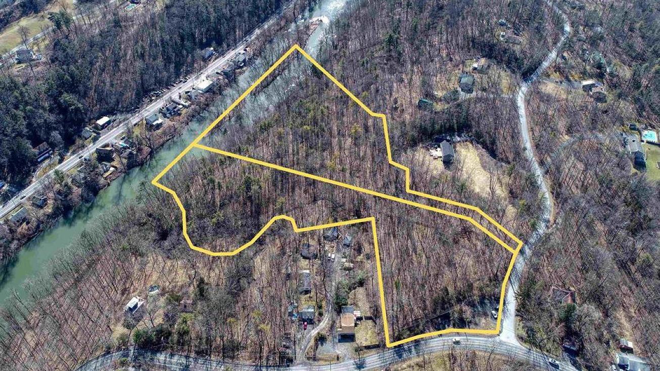 Glenerie Ln, Saugerties, NY 12477