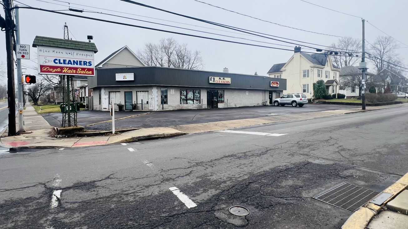 300 S Main St, Telford, PA 18969 | Crexi.com