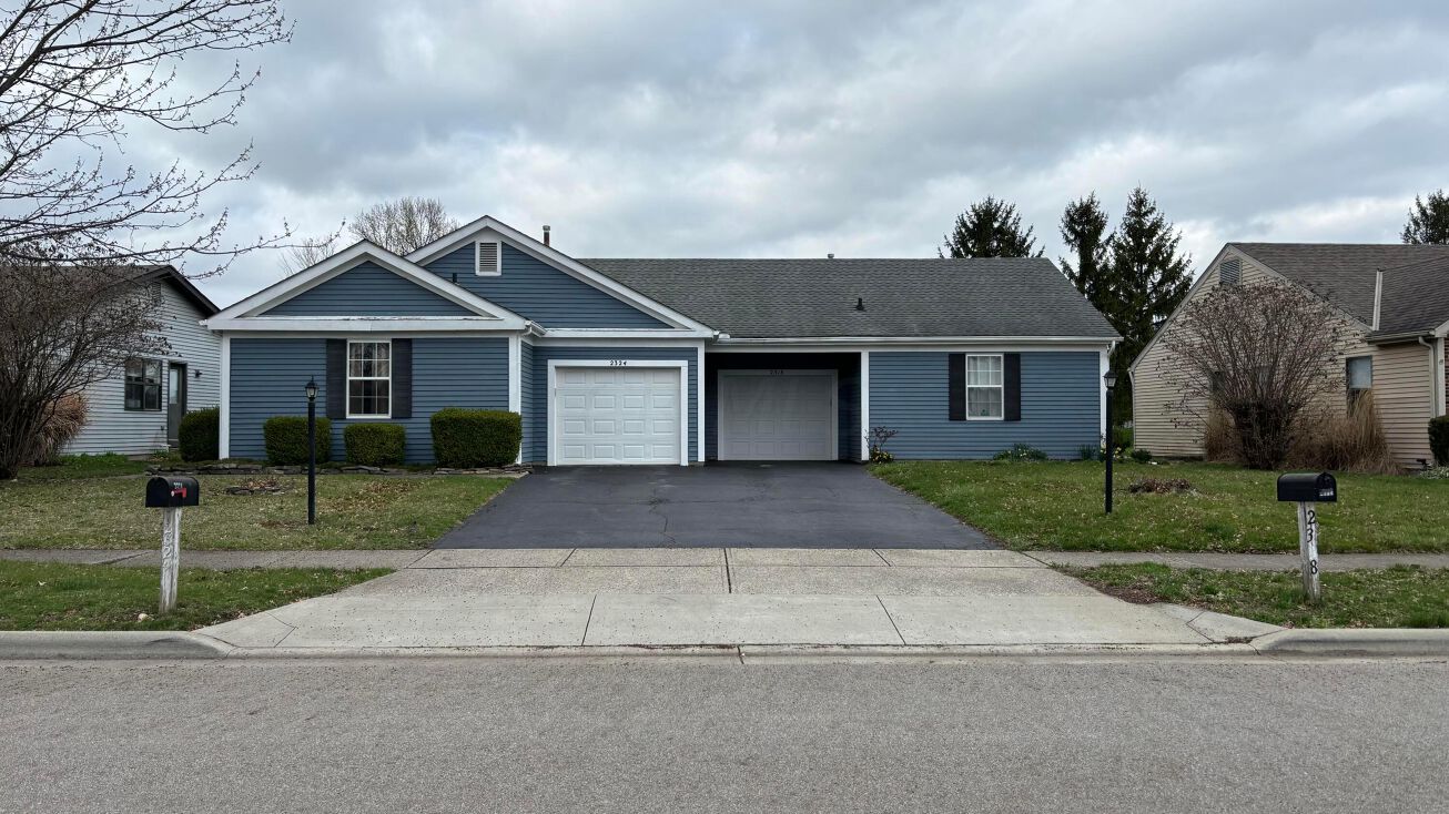 2318 Deerfield Drive, Grove City, OH 43123