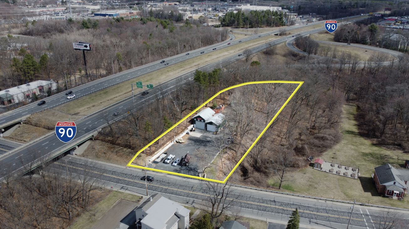 330 Montgomery St, Chicopee, MA 01020