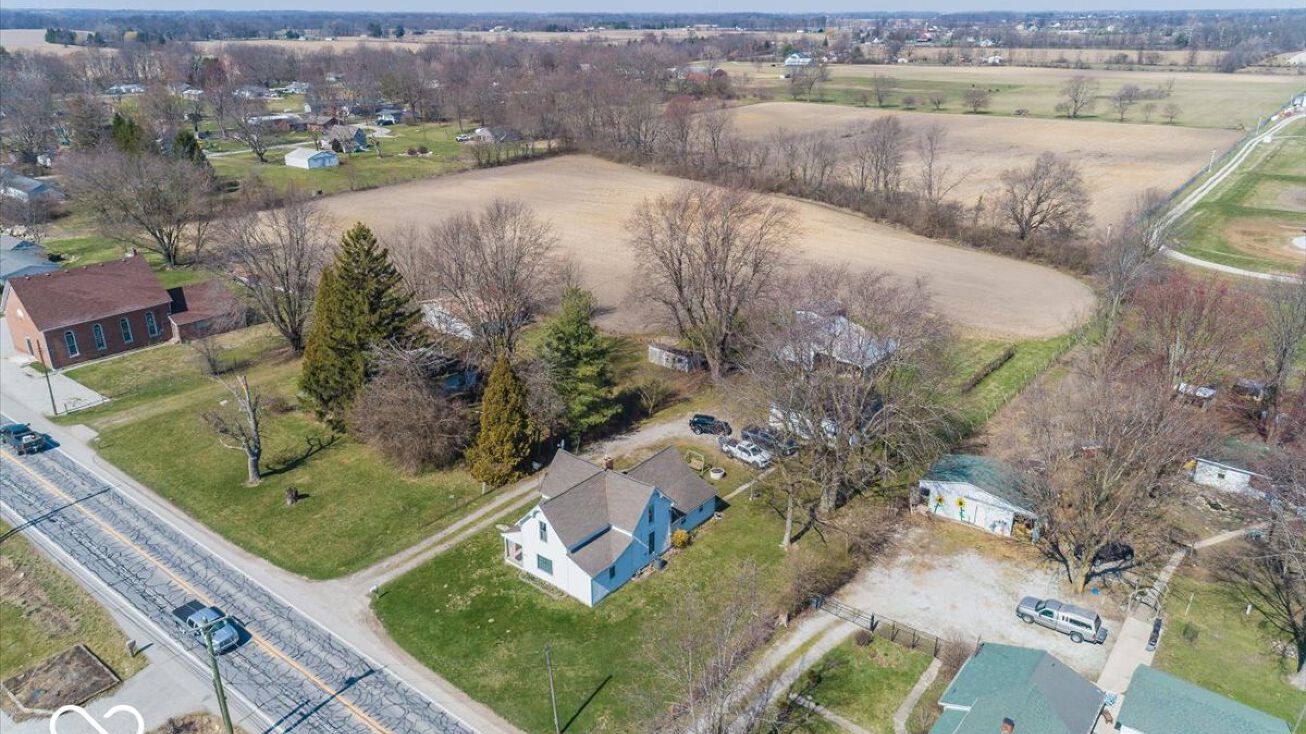 3818 IN32, Westfield, IN 46074