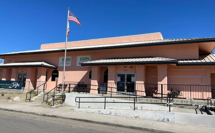Pictures of Office property located at 10215 Stobaugh St, Lamont, CA 93241 for sales - image #1