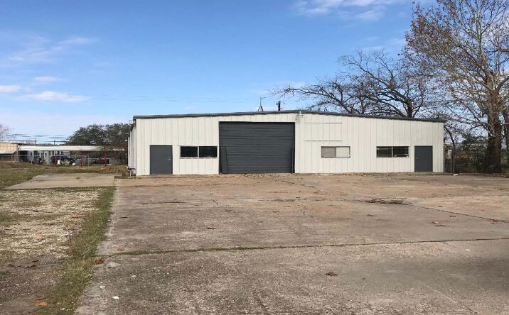 Pictures of Industrial property located at 8420 Rayson Rd, Houston, TX 77080 for sales - image #1