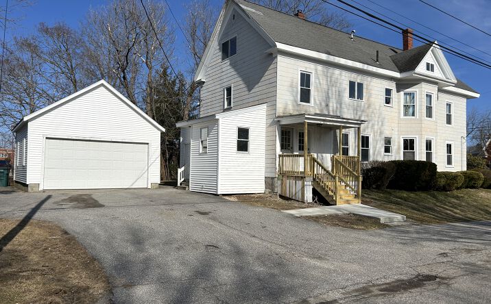 Pictures of Multifamily property located at 78 Union St, Saco, ME 04072 for comps - image #1