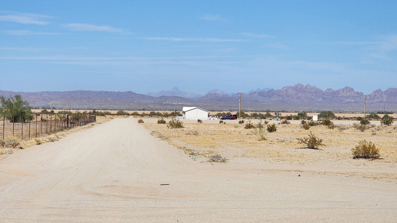 E County 14th St, Wellton, AZ 85356