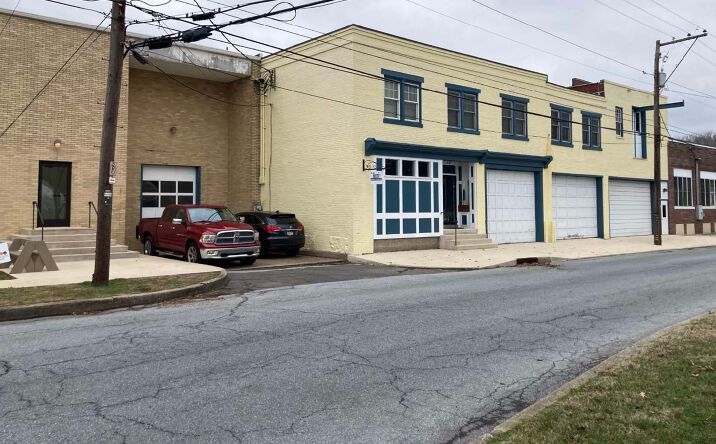 Pictures of Industrial, Mixed Use property located at 417-419 Vaughn St & 3235 N 4th St, Harrisburg, PA 17110 for sales - image #1