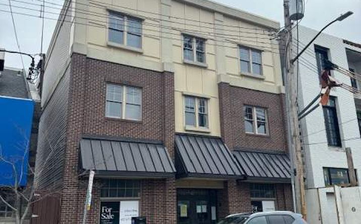 Pictures of Retail, Office property located at 1208 Grandview Ave, Pittsburgh, PA 15211 for comps - image #1