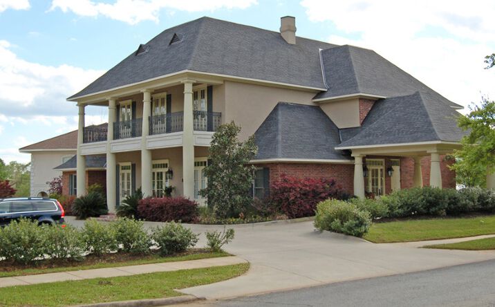 Pictures of Office property located at 2950 Fairfield Ave, Shreveport, LA 71104 for sales - image #1