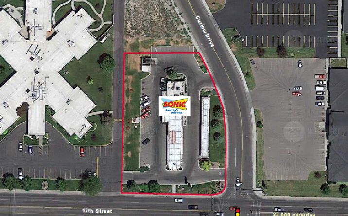 Pictures of Retail property located at 2785 East 17th Street, Ammon, ID 83406 for comps - image #1
