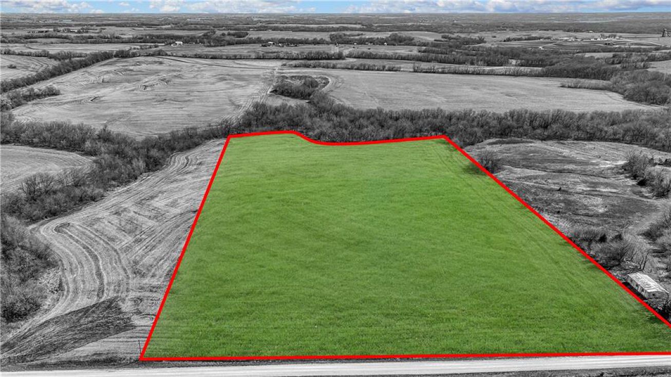 22.8 SE 140th Road, Gower, MO 64454