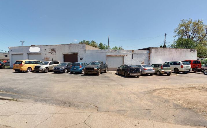 Pictures of Retail property located at 1550 Cleveland Avenue, Columbus, OH 43211 for sales - image #1