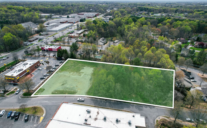 Pictures of Land property located at 115 Limerick Rd, Mooresville, NC 28115 for sales - image #1