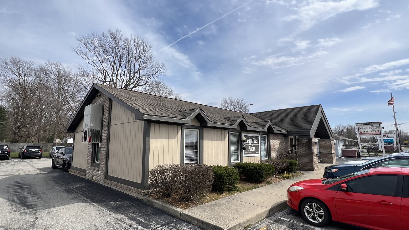 1209 N Madison Ave, Greenwood, IN 46142