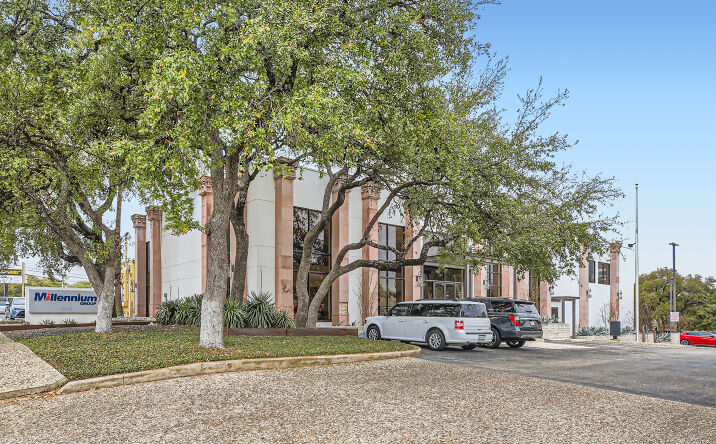 Pictures of Office property located at 10919 Wurzbach Rd, San Antonio, TX 78230 for sales - image #1