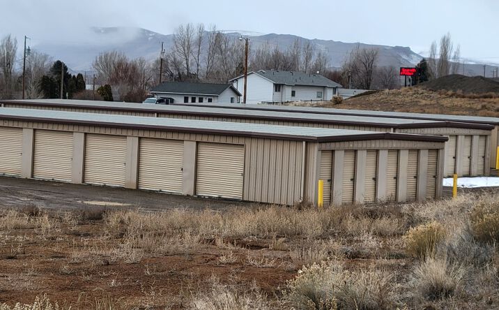 441 Chestnut St, Carlin, NV 89422 | Crexi.com