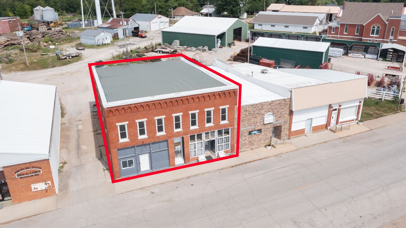 14 N Livingston, Bucklin, MO 64631