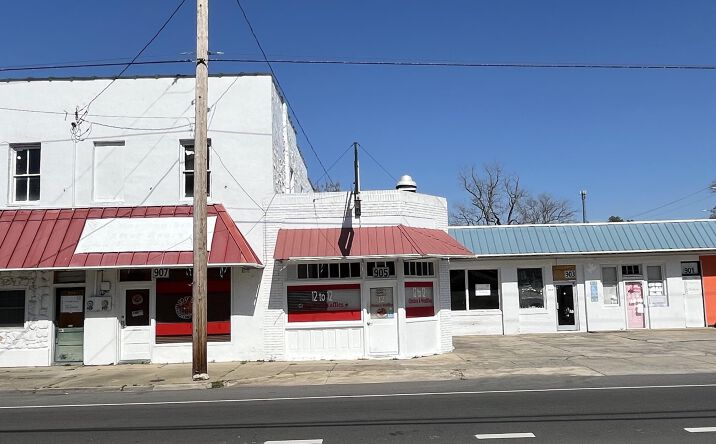 Pictures of Retail, Land property located at 901 Falls Road , 901-909, Rocky Mount, NC 27804 for sales - image #1