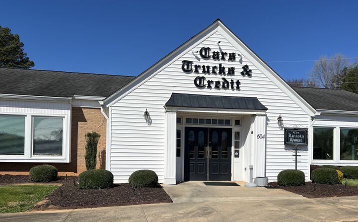 Pictures of Retail property located at 604 Clark Dr, Lincolnton, NC 28092 for sales - image #1