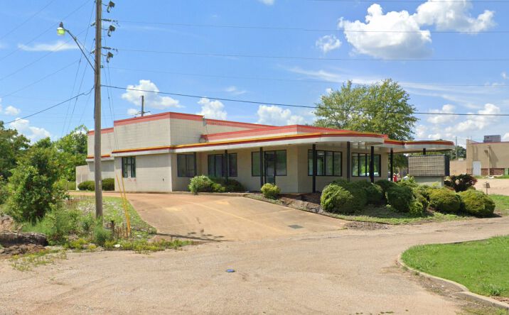 Pictures of Retail property located at 270 W Main St, Hardy, AR 72542 for sales - image #1