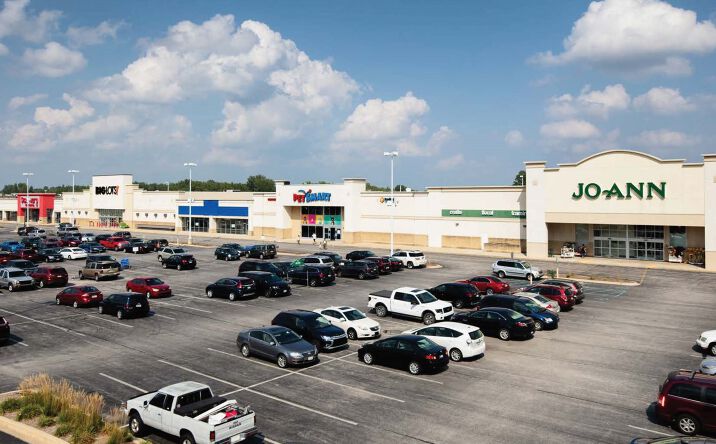 Pictures of Retail property located at 705 US-41, Schererville, IN 46375 for comps - image #1