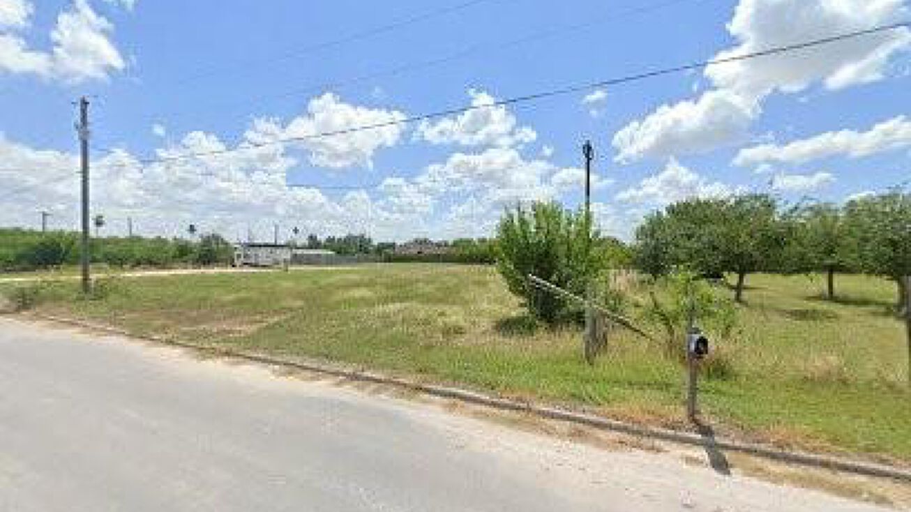 2911 Penelope Drive, Edinburg, TX 78542