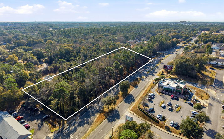Pictures of Land property located at 9226 University Pkwy, Pensacola, FL 32514 for sales - image #1